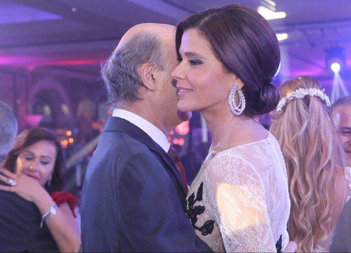 شاهدوا رقص سمير جعجع وستريدا الذي أشعل مواقع التواصل!