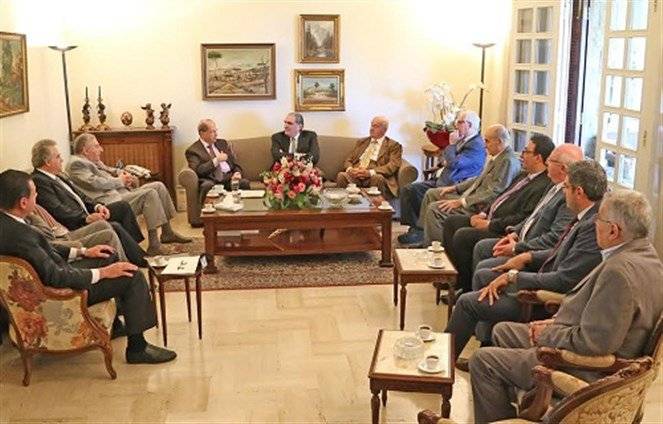 عون التقى الهيئة الوطنية لحماية الدستور والقانون