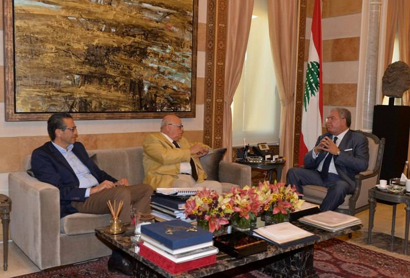 المشنوق عرض والسعودي الخطط التنموية بصيدا ومعالجة النفايات