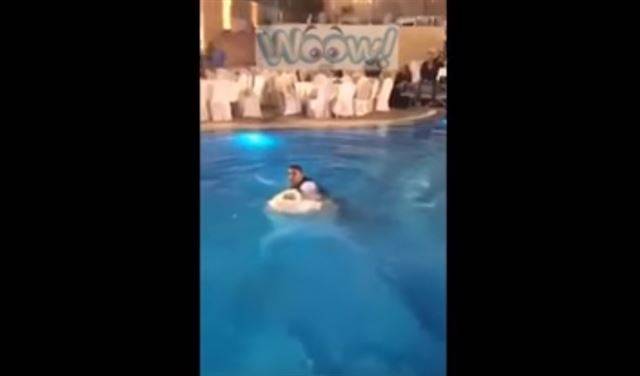 بالفيديو.. عروس تغرق في حوض السباحة!