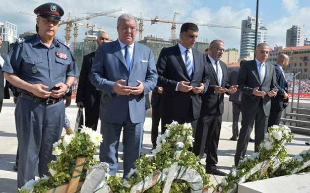 المشنوق وحمادة زارا ضريح الحسن:
إنتخاب الرئيس سيكون قبل رأس السنة