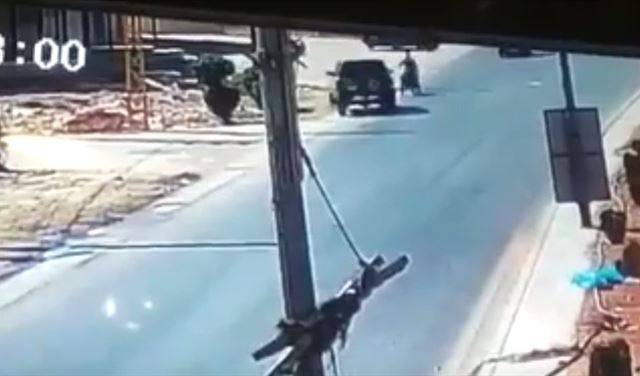 بالفيديو.. وفاة شخص في حادث مروّع على طريق بعلبك