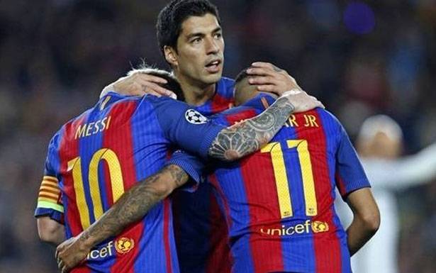 فوز مشكوك لبرشلونة واحتجاجات على قرارات الحكم وبايرن ميونيخ يحسم قمته مع مونشنغلاباخ