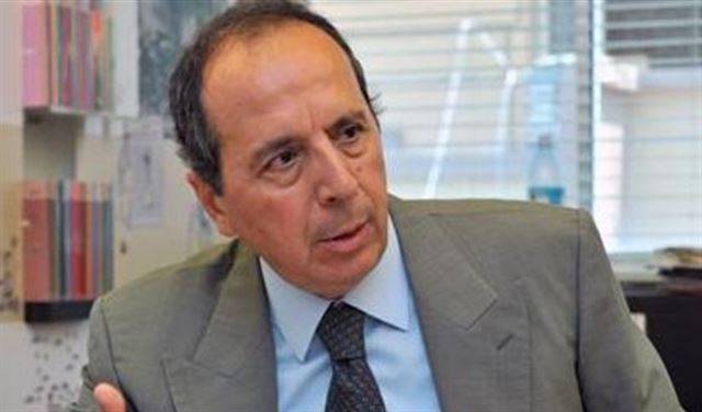 السيّد: ناس بيعملوا الكرسي وناس الكرسي بتعملهم