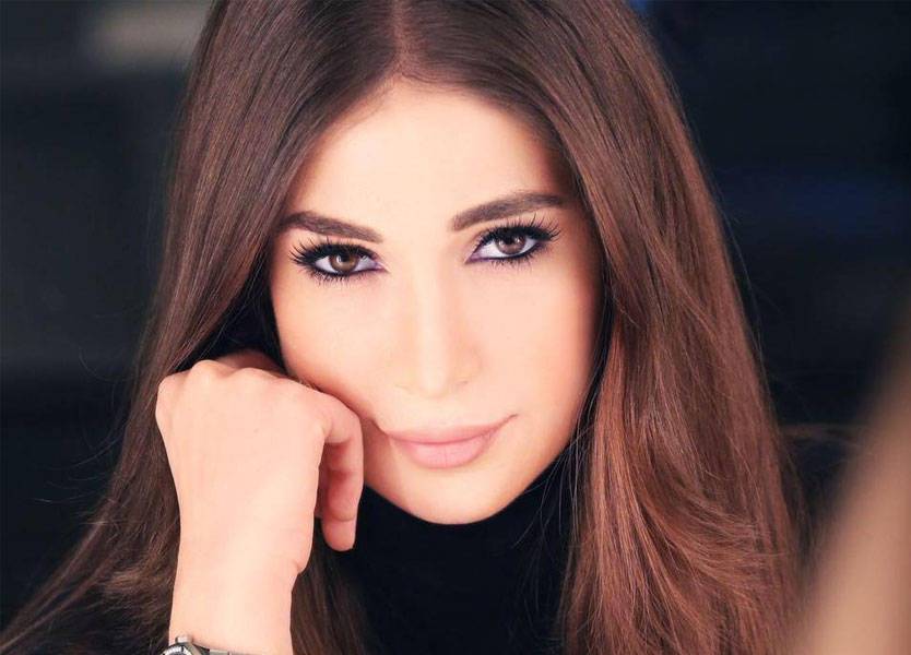 بالصورة: ديما صادق ترد بعنف على منتقدي ملكة جمال لبنان !
