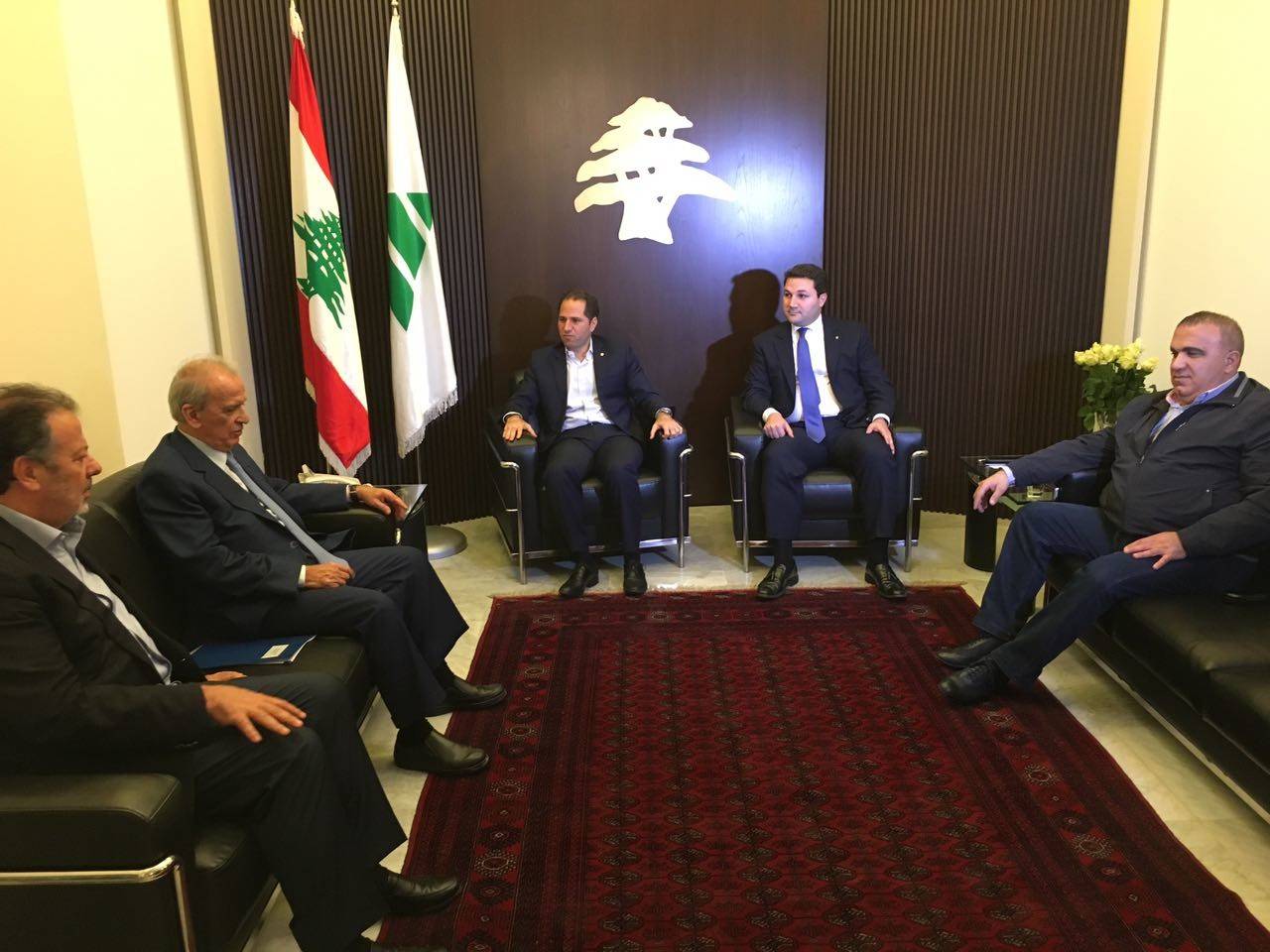 الجميل يستقبل حمادة في الصيفي