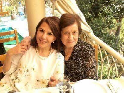بالصورة: نجوم الفن يعزّون الماجدة.. وهذه تفاصيل العزاء!