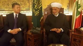 دريان استقبل السفير الصيني في لبنان وعائلة الشيخ الطراس