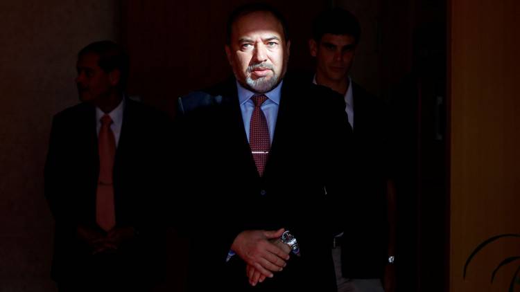 ليبرمان يتوعد بتدمير "حماس" بشكل كامل!