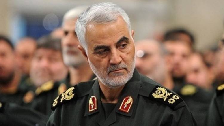 سليماني يصل أربيل للإشراف على المعارك ضد "داعش".. (صورة)