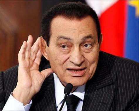 لن تصدقوا من النجم الكبير الذي اتصل به الرئيس المصري الأسبق حسني مبارك؟