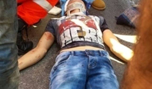 تجاوز شاحنة فتفاجأ بفان للطلاب