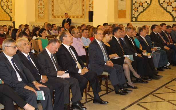 إفتتح مشروع التدريب الإلكتروني «طوّر نفسكَ»
دي فريج : خطوة أولى في تاريخ القطاع العام