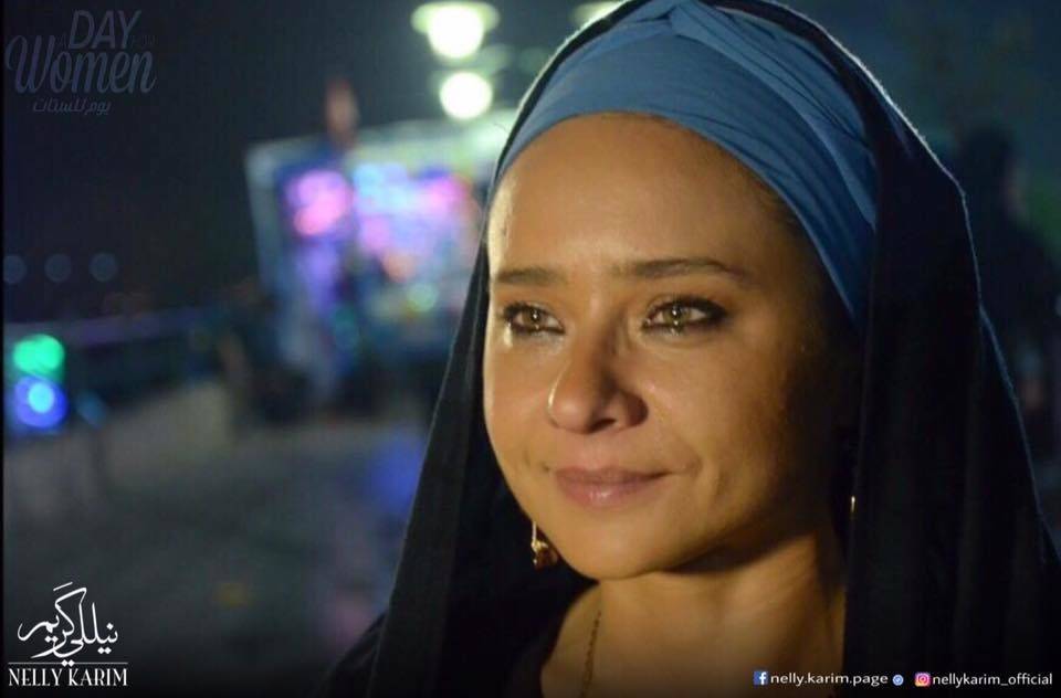 بالصورة: نيللي كريم تطلب "مساعدة" جمهورها.. لماذا؟