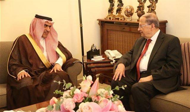 الوزير السعودي يسلّم عون درعا تقديرية