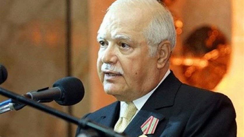 بعد غياب 12 سنة... عصام فارس في لبنان لتهنئة عون