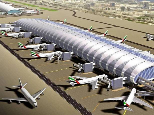 لماذا توقفت الملاحة الجوية في مطار دبي ليل أمس؟
