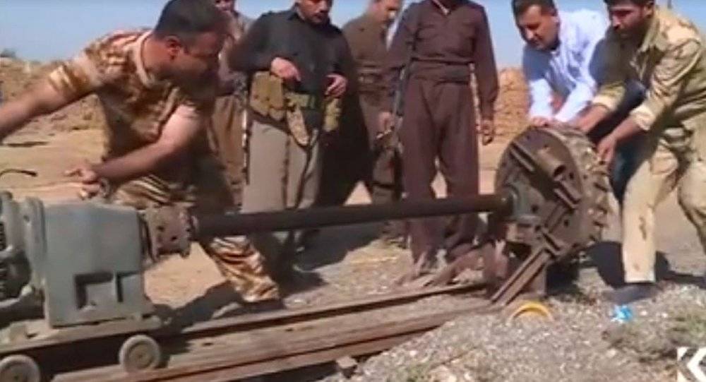 بالفيديو...البيشمركة تعثر على آلة "داعش" لحفر الأنفاق