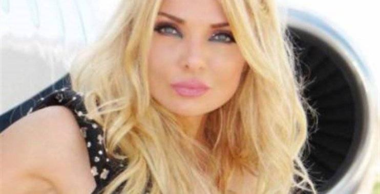 من وراء اسم ميريام كلينك؟