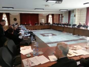 المطارنة الموارنة ثمّنوا الجهود التي بُذلت لوضع حد للفراغ القاتل