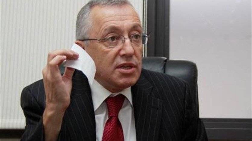 مصادر تيار المستقبل : فتفت "كبّر راسو" أكثر من اللزوم