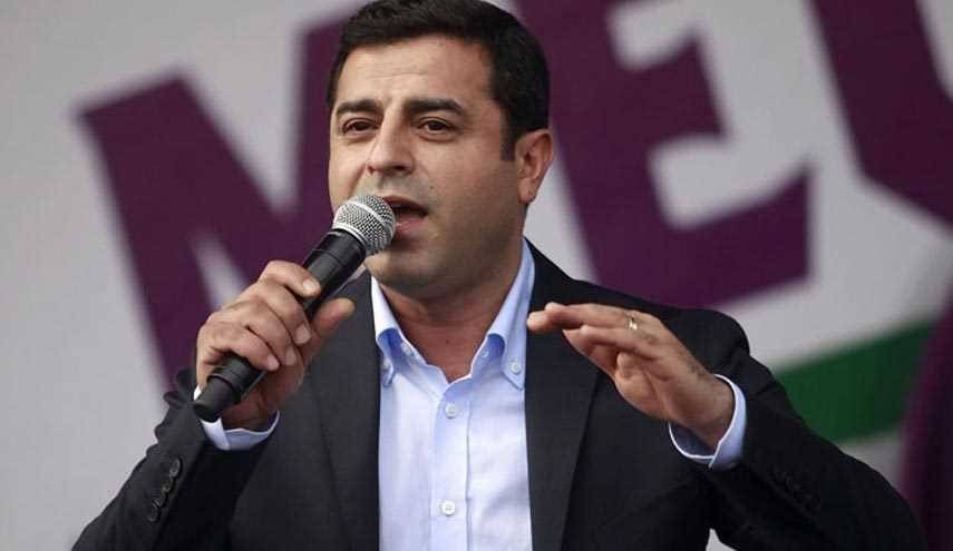 تركيا... اعتقال رئيسي حزب الشعوب الديموقراطي الموالي للاكراد