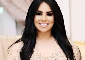 بالصورة: بدرية السيد تستعرض حملها !