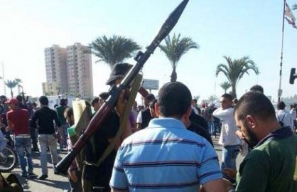 من يحمي طرابلس؟ وهل هناك دولة وجيش وأمن أم «فالتة»؟ <br>
الناس هربوا والمحلات أقفلت والعاصمة الثانية ألهبتها القذائف والرصاص <br>
المحكمة الدولية تصدر مذكرة توقيف بحق حسن مرعي وتتهمه بشريط ابو عدس <br>
تفاؤل بإطلاق مخطوفي إعزاز قبل عيد الأضحى وسوريا أفرجت عن 10 سجينات <br>