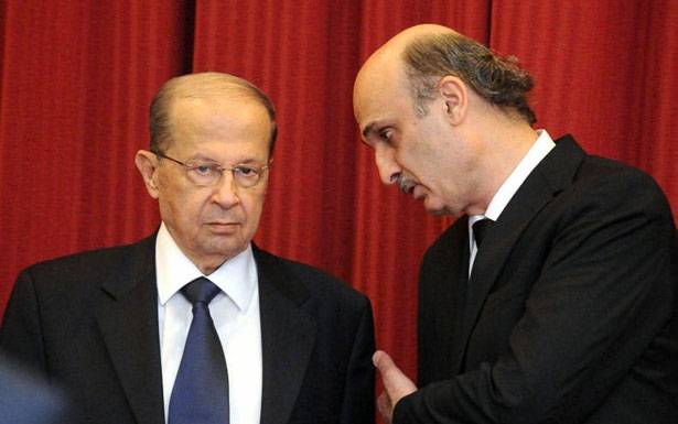 رئيس مُؤسّسة مارونيّة أوّل من نقل الرسائل بين عون وجعجع