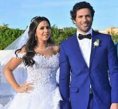 صور أسوأ إطلالات الفنانات في زفاف إيمي سمير غانم وحسن الرداد!