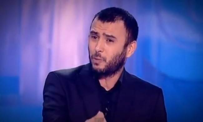 بالفيديو.. فنان تونسي يهاجم عادل إمام!