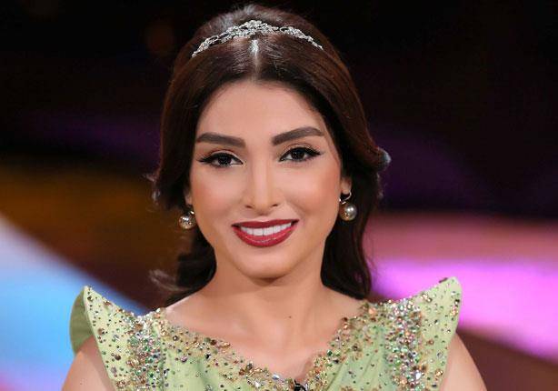 فيديو- روجينا ترقص مع هذا الفنان وتعترف بأنه 