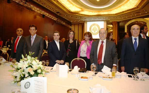أبو فاعور في حفل نقابة المستشفيات :
دولة عاجزة عن التغطيّة الصحيّة غير جديرة بالإحترام