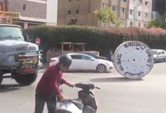 فيديو طريف جداً.. "كابلات لبنان" تثير دهشة المارة في برج المر