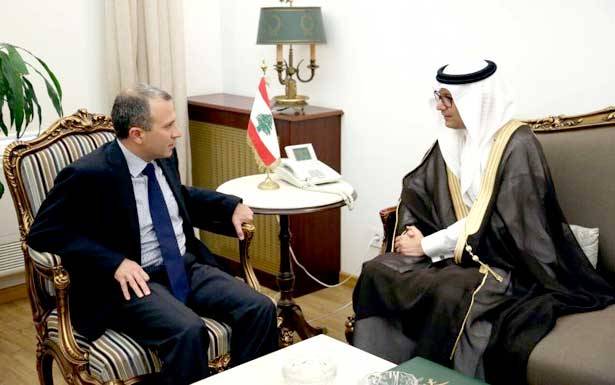 البخاري نقل رسالتين سعوديّتين الى باسيل