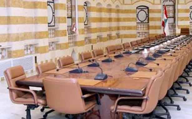 سجالات الكواليس تتناقض مع المواقف الايجابية