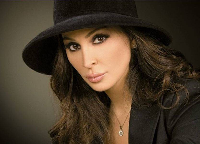 اليسا غاضبة.. 