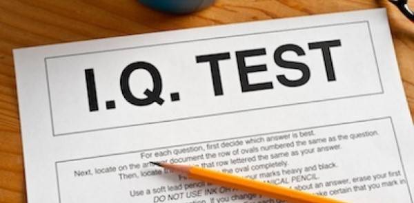 هل حققت نتيجة مرتفعة في اختبارات الذكاء IQ test؟  لا تبتهج كثيرًا !!