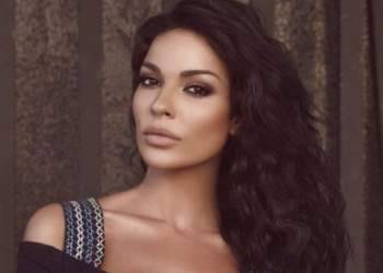 بالصور: نادين نسيب نجيم تخطف الأنظار وتقفز الى المستقبل!
