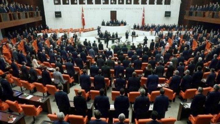 قانون بشأن الاعتداء الجنسي على القاصرات يثير جدلا في تركيا