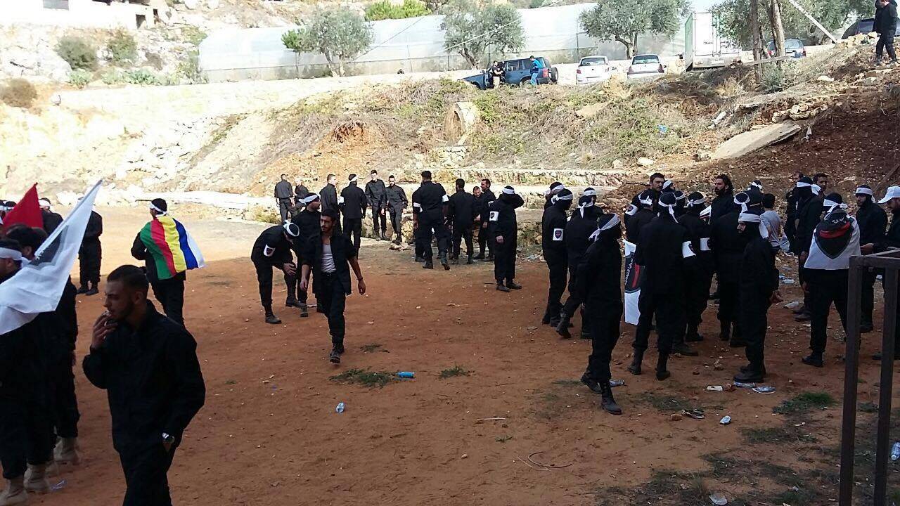 أول عرض عسكري لـ"سرايا التوحيد".. ووهاب يرد