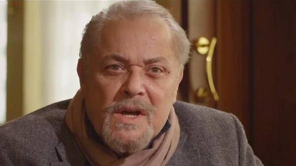 تعرف إلى سر اعتزال محمود عبدالعزيز السينما.. وهذه وصيته!