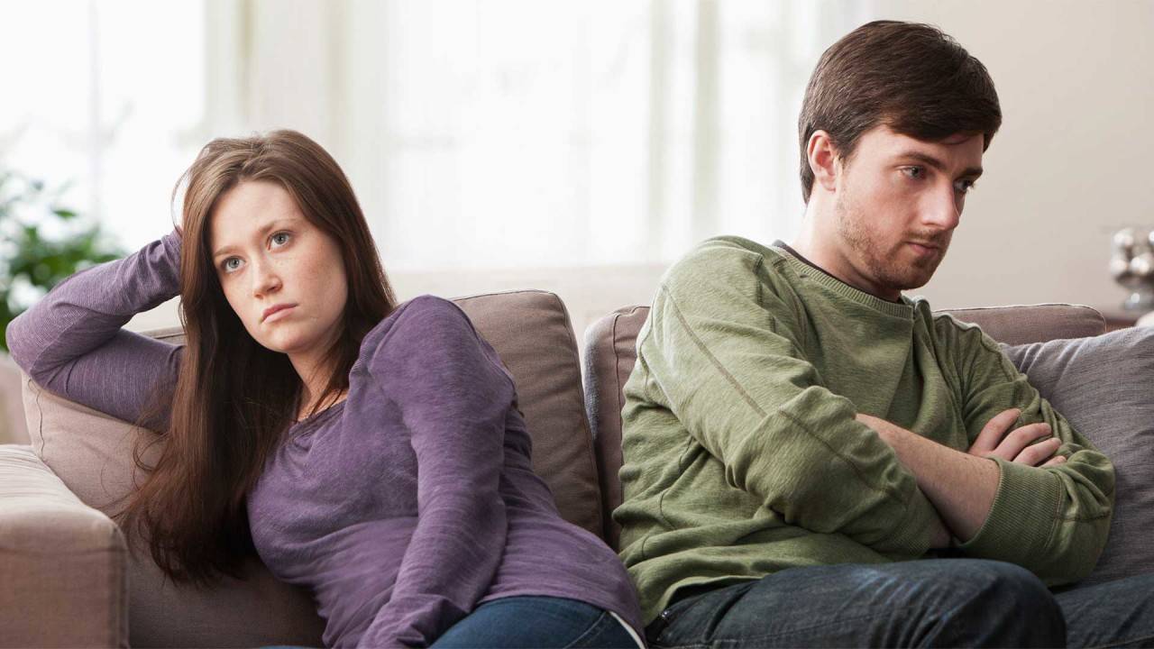 6 عبارات شائعة تدمّر زواجك!