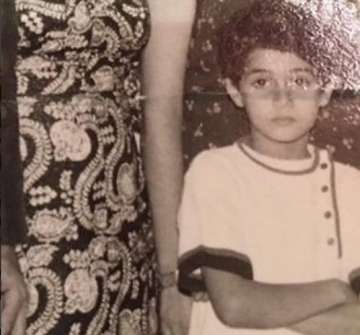 خمنوا هذه الطفلة أي نجمة مصرية الآن؟