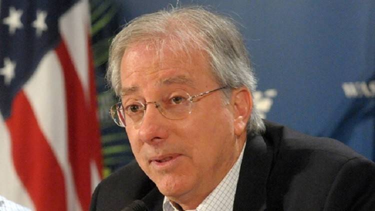 دينس روس: ترامب سيدعو لوقف نار في سوريا يمهد لعودة سلطة الأسد الكاملة