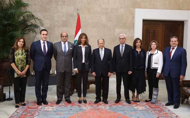 لقاءات سياسيّة وقضائيّة وإداريّة في قصر بعبدا
الجميّـل دعا عون الى ذكرى استشـهاد بيـار