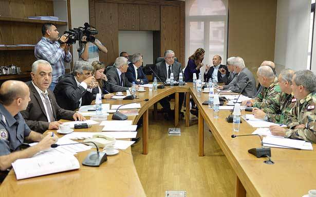 «لجنة الدفاع النيابة» ناقشت
أسباب اندلاع الحرائق في الأحراج