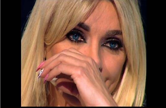 بالفيديو - كلينك تنهار وتنسحب مع الزعيم من برنامج طوني خليفة!