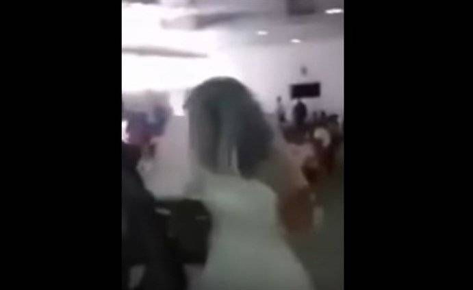 بالفيديو: أسوأ "مفاجأة" يمكن أن يواجهها عريس.. بالفيديو: هذا ما فعلته حبيبته السابقة!