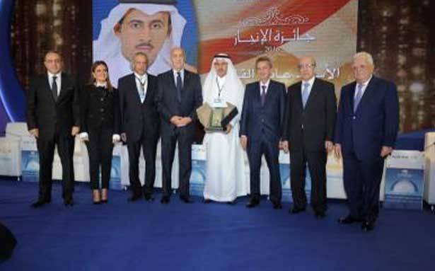 إفتتاح الدورة 21 من المؤتمر المالي والمصرفي العربي والدولي
سلامة : إنتخاب عون وتكليف الحريري يُعززان ثقة المستهلك والمستثمر
طربيه : المخاطر التي تُواجّهها المصارف دفعتنا الى تأسيس لوبي مصرفي عربي
القصّار : لتكتل عربي مصرفي مُنظّم يُساهم في صياغة سياسات القطاع